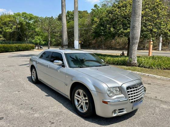 CHRYSLER 300 C 5.7 HEMI SEDAN V8 16V GASOLINA 4P AUTOMÁTICO